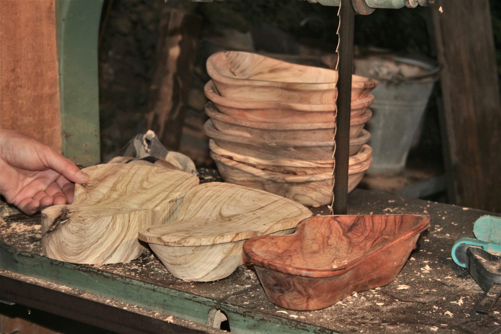 shaping wood bowls unique handmade sanisio artist design artisan custom made
