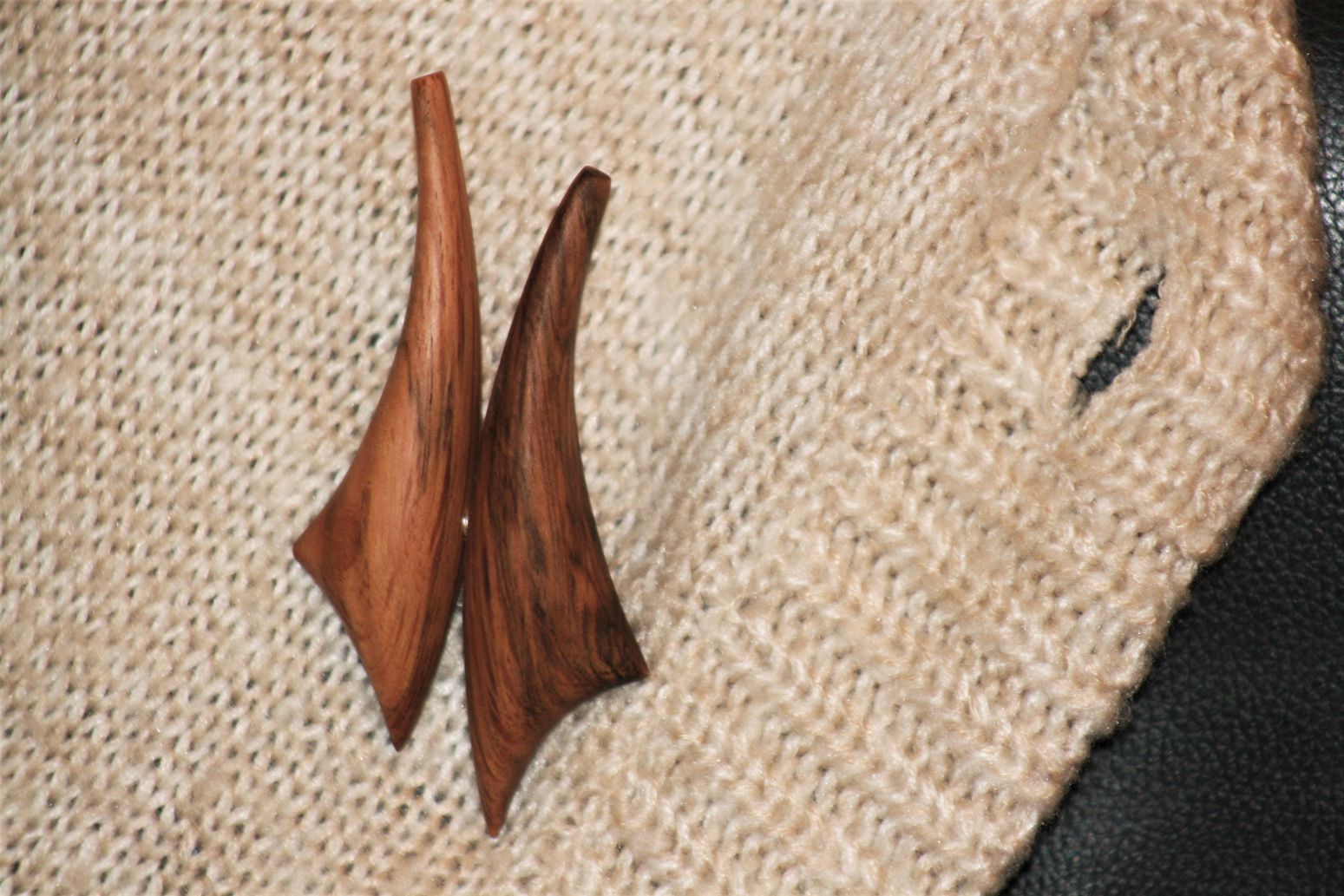 wooden brooches jewellery Vela Mediterranean holm oak wood unique handmade sanisio artist design black oak jewelry
