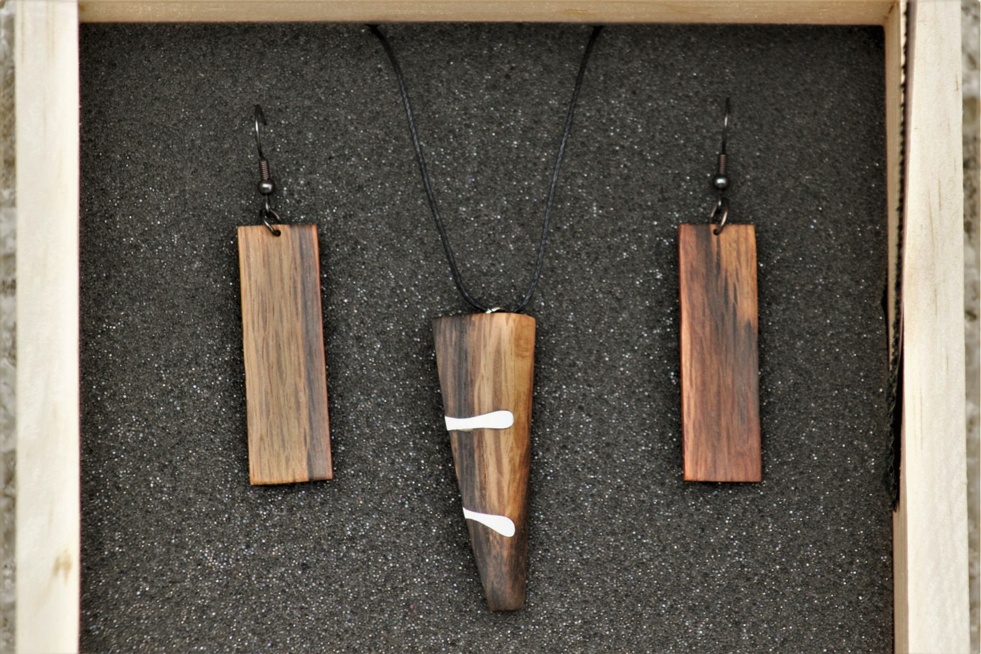unique wooden jewellery set sanisio holm oak