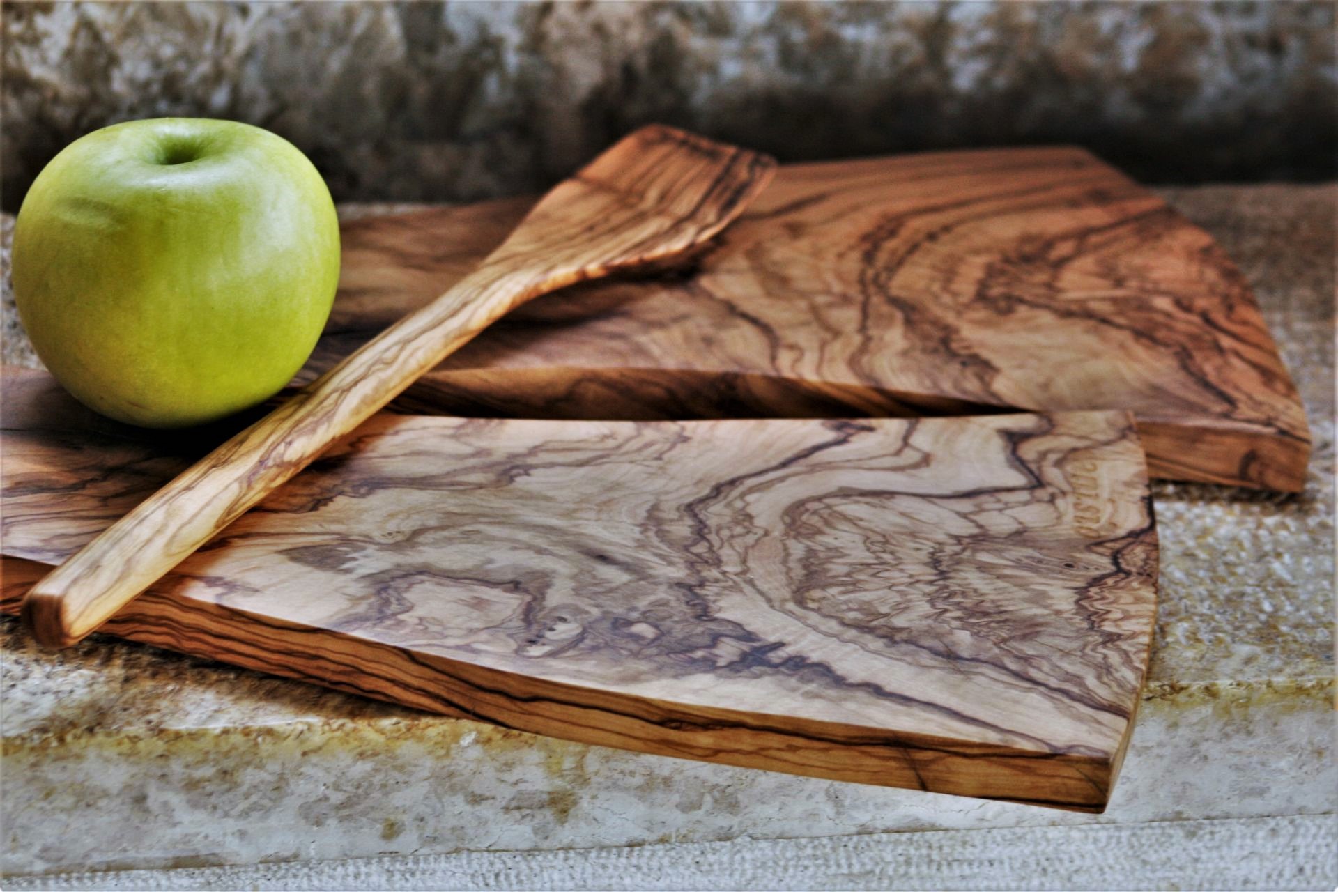 wooden kitchen accessories olive wood serving boards
