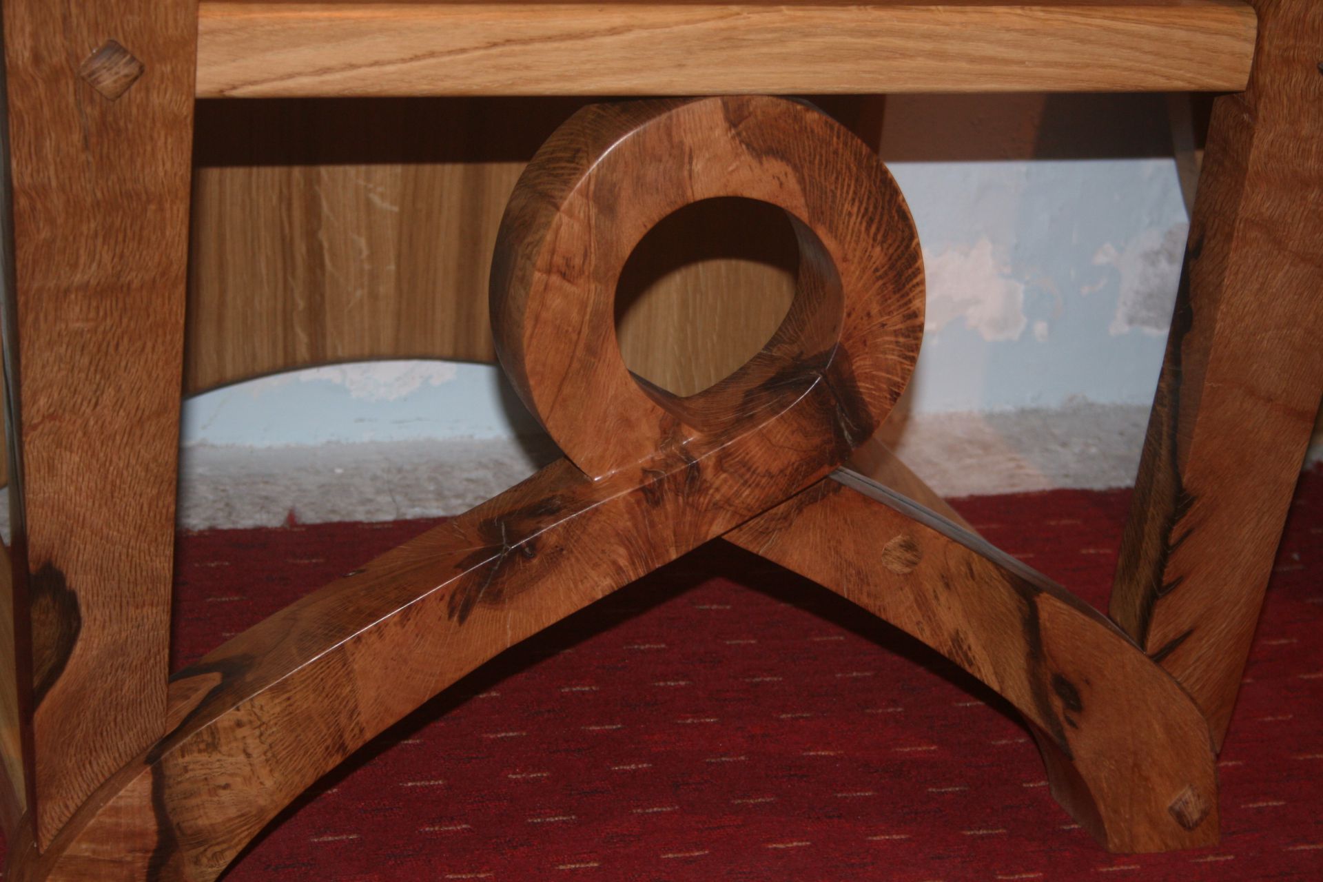 sacral wooden design Fazana church chair detail sanisio